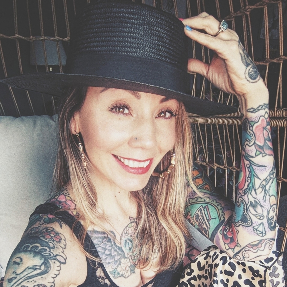 Meet your Posher, Alicia